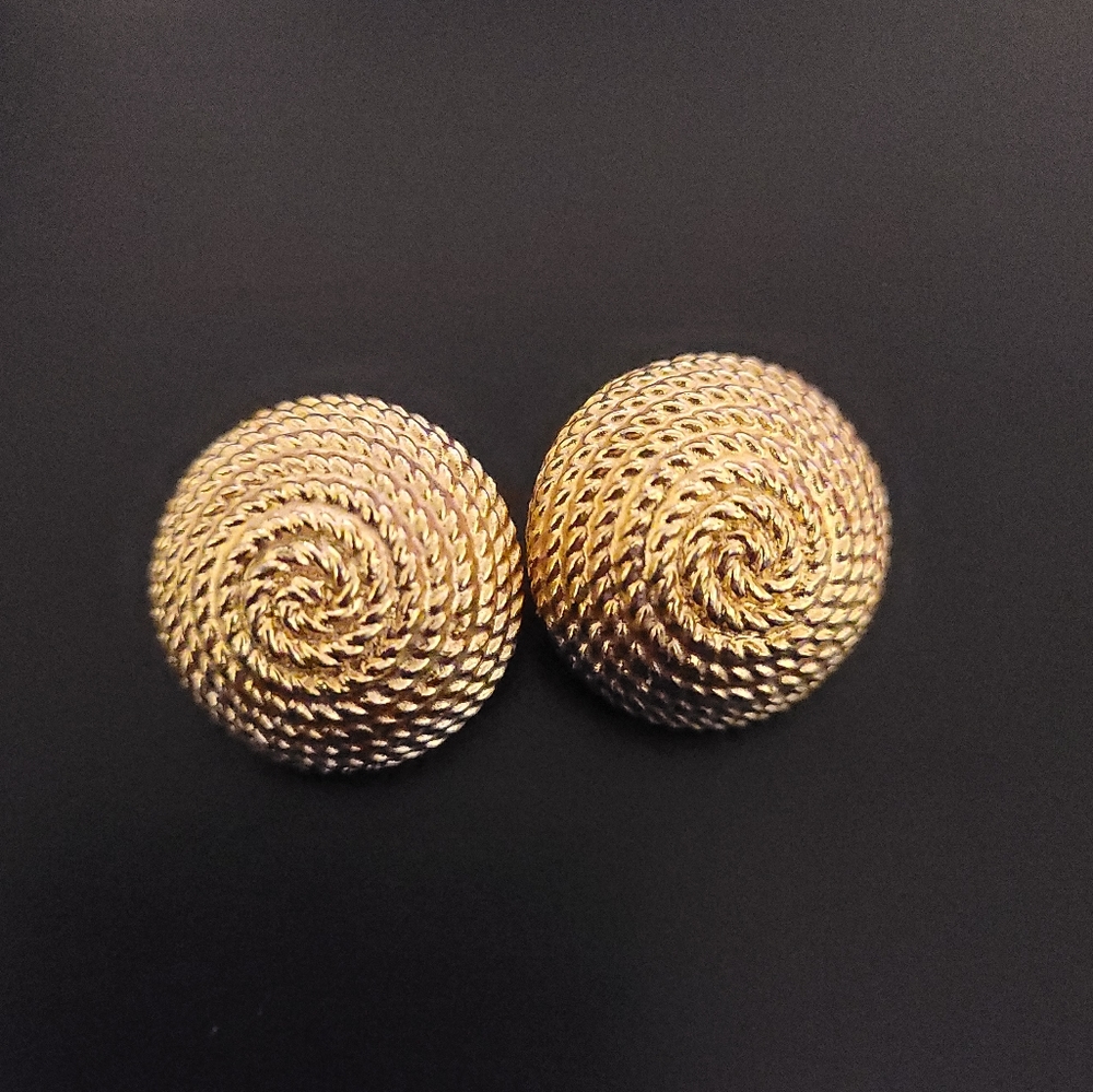 Givenchy Vintage Gold Tone Rope Clip On Dome Earrings